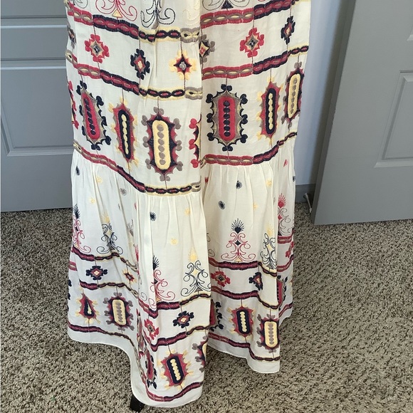 🏜️ Embroidered Chelsea & Violet Dress 🏜️ - Picture 8 of 14